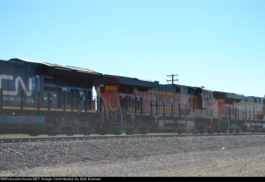 BNSF 6966